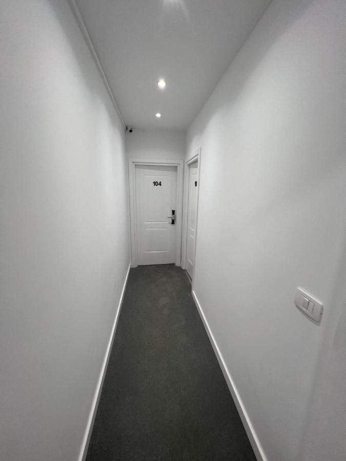 Skenderbej Rooms Tirana Exterior photo
